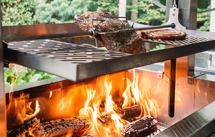 A Beginner's Guide to BBQs: What Size Gas BBQ Do I Need? - Sahara