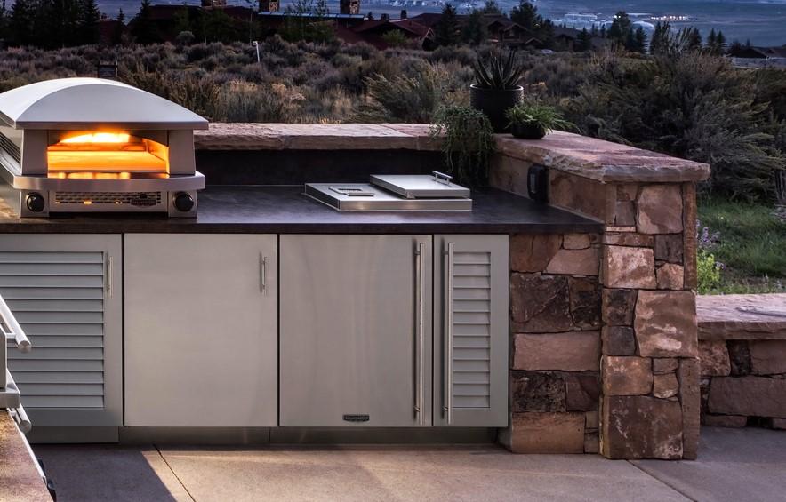 Outdoor kitchen hotsell with smoker