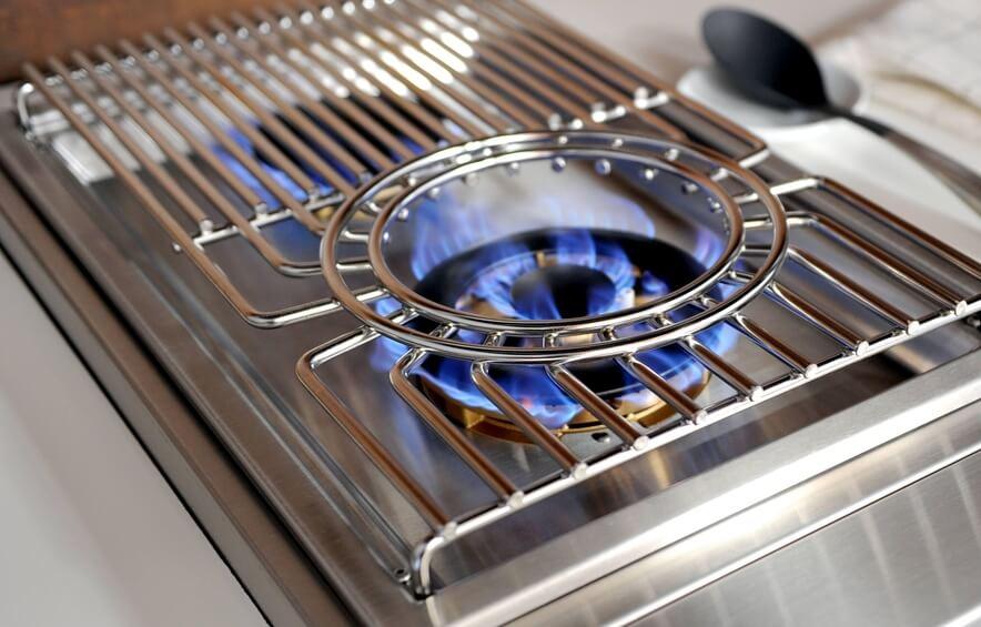 https://aicdqu4q.cdn.imgeng.in/Kalamazoo/media/Product-Category-Pages/Cooktops/Cooktop-Double-Brass-Burners@2x.jpg