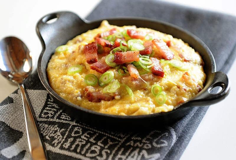 Image of Cheesy Grits with Bacon and Scallions