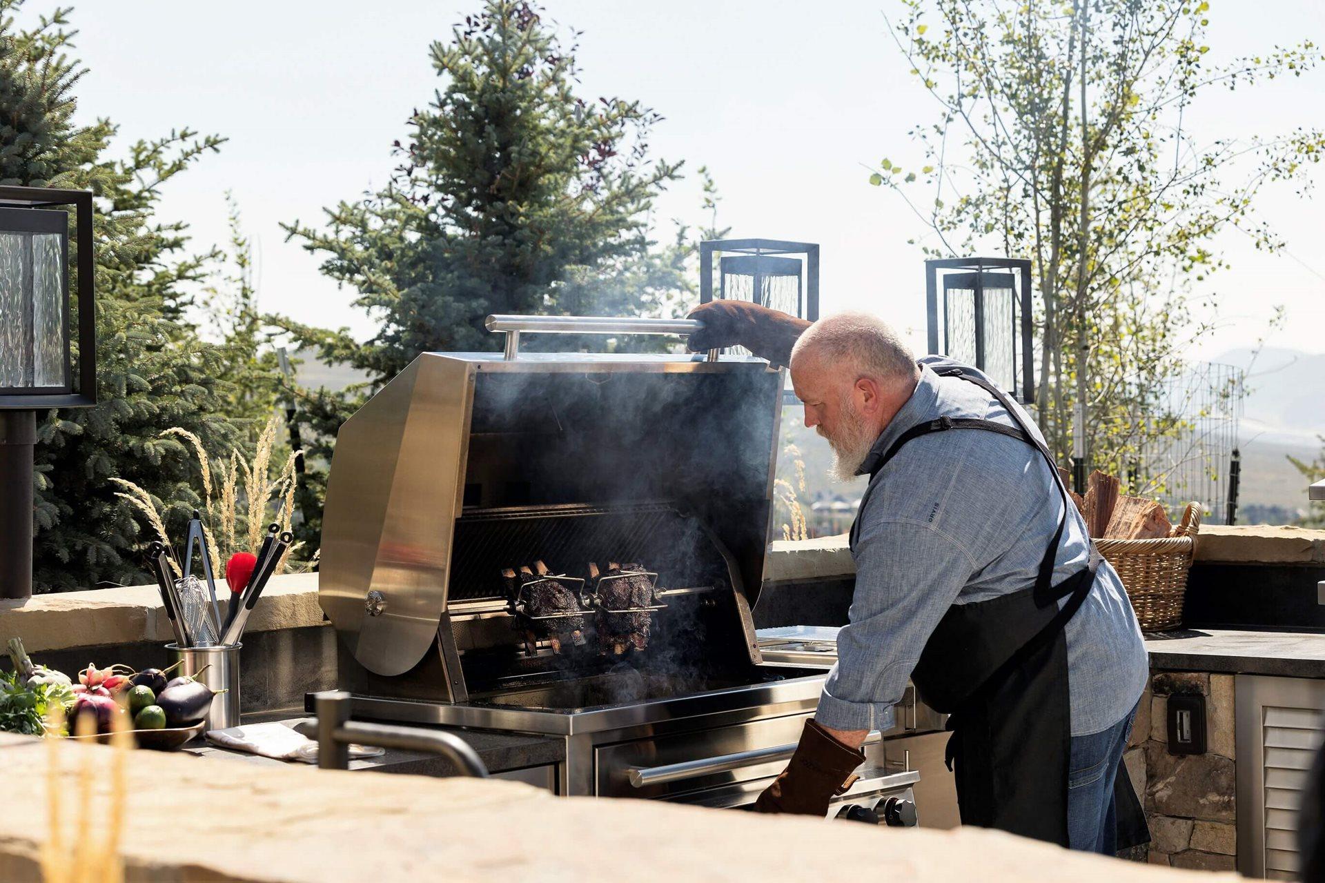 Wood Fire Grilling with Kalamazoo Gourmet 