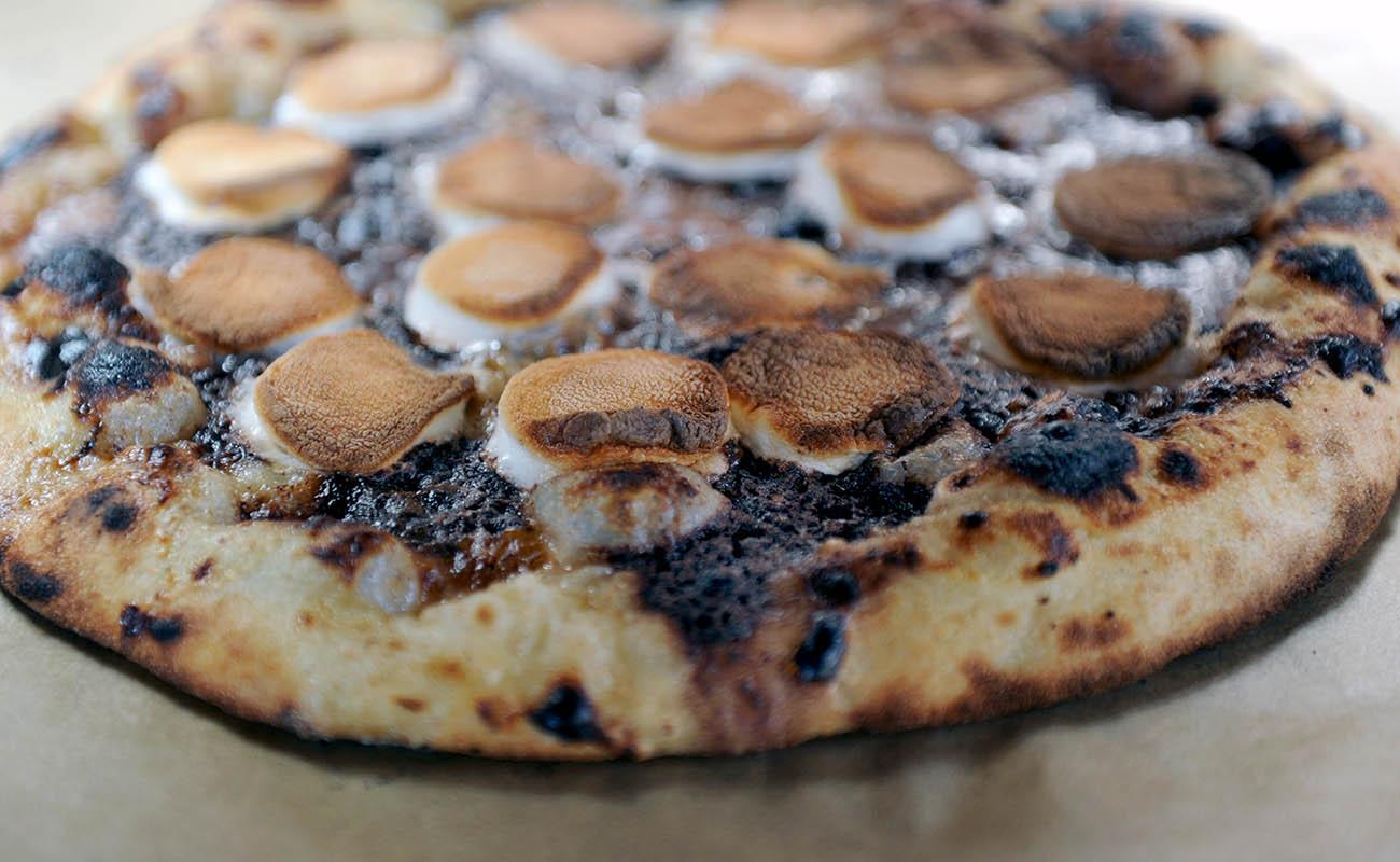 Image of S’mores Dessert Pizza