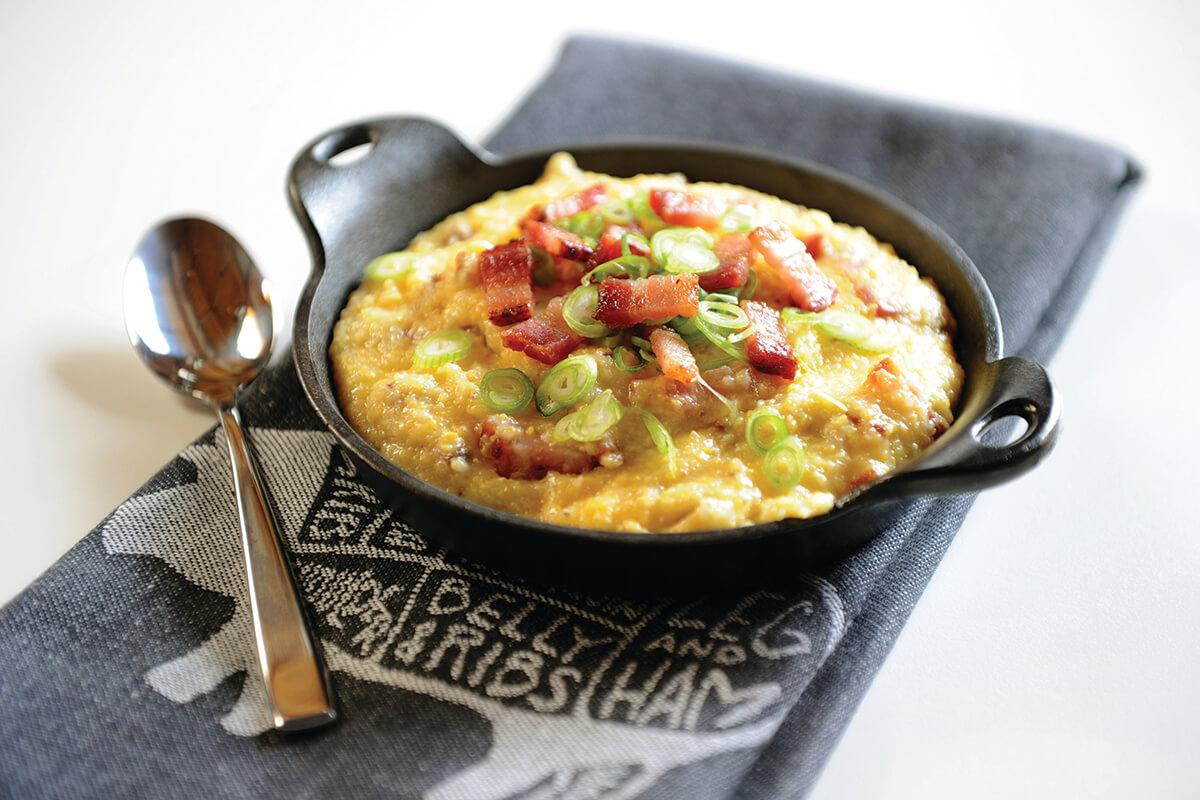 Cheesy Grits with Bacon and Scallions